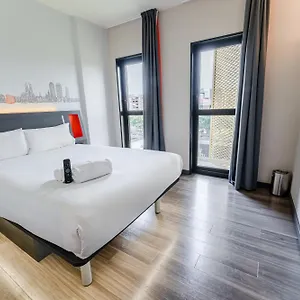 Ξενοδοχείο Easyhotel Barcelona Fira, Οσπιταλέτ ντε Λιοβρεγάτ