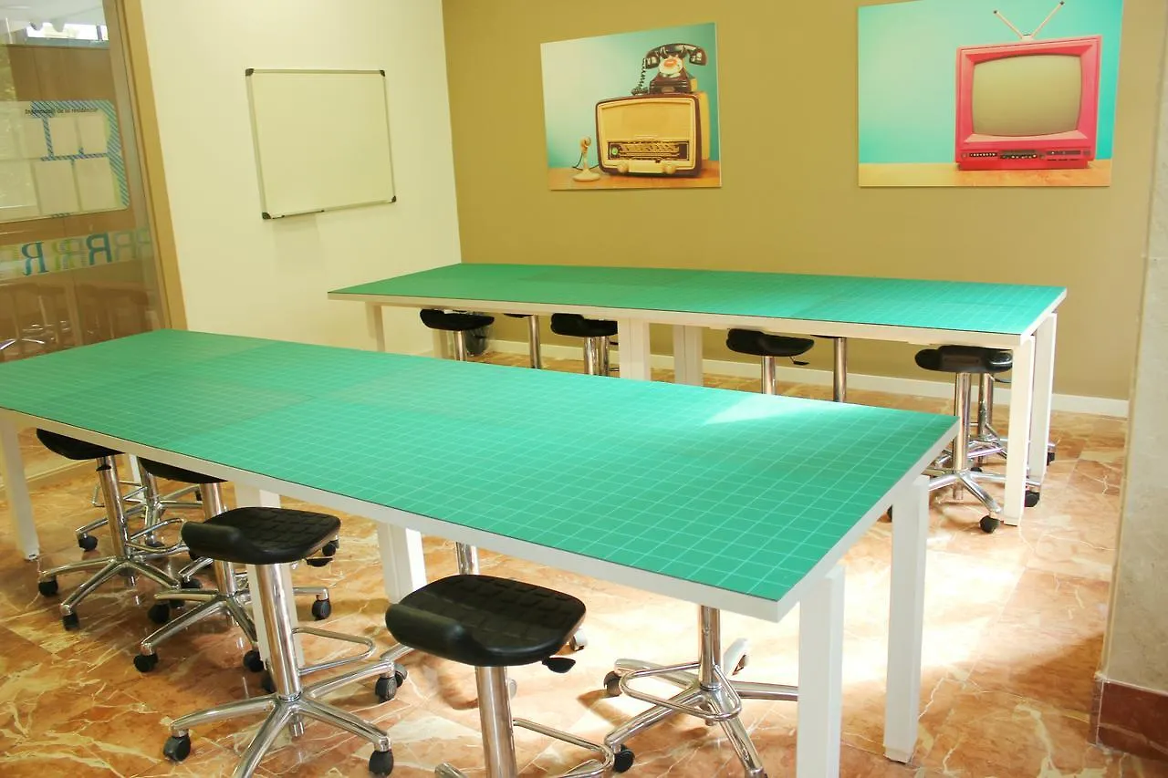 Residencia Universitaria Resa Barcelona Diagonal 0*,  Испания