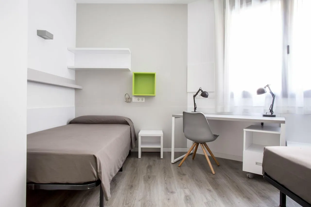 Daire Residencia Universitaria Resa Barcelona Diagonal İspanya